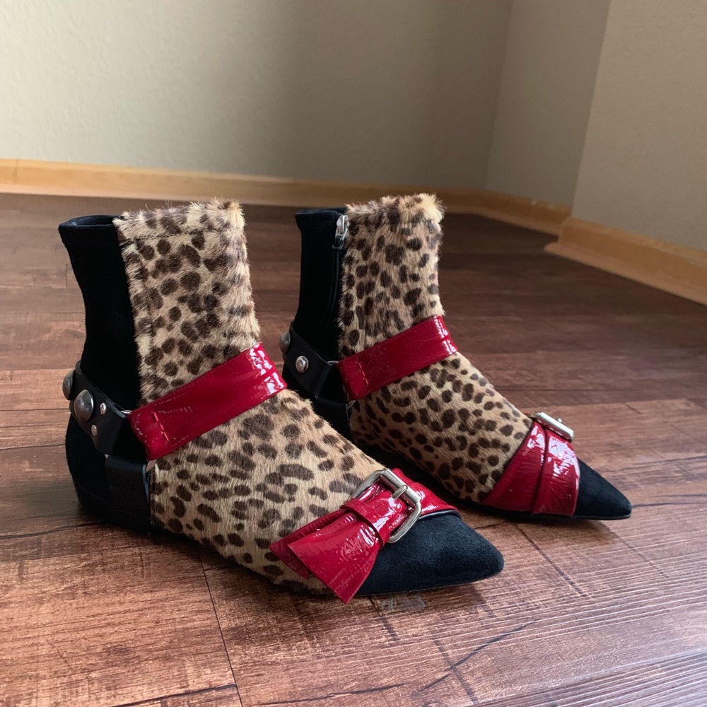 Isabel Marant 8M leopard print suede ankle boot